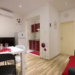 La Mirage * دوبروفينك