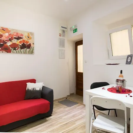 La Mirage Apartment